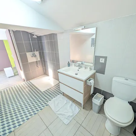 Etage1 Au Domaine Du Luth - Parking Gratuit - Cuisine Commune - 20 Min Aquascope Et Futuroscope * Quincay